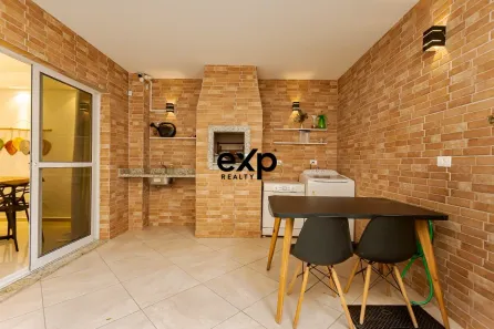 Sobrado com 3 Quartos à venda, 200m² no Cidade Industrial, Curitiba