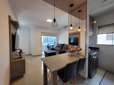Apartamento com 2 Quartos à venda, 60m² no Nova Palhoça, Palhoça