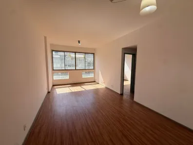 Apartamento com 2 Quartos para alugar, 86m² no Laranjeiras, Rio de Janeiro