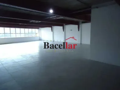 Prédio Comercial para alugar, 450m² no Méier, Rio de Janeiro