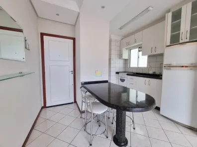 Apartamento com 2 Quartos para alugar, 52m² no Serraria, São José
