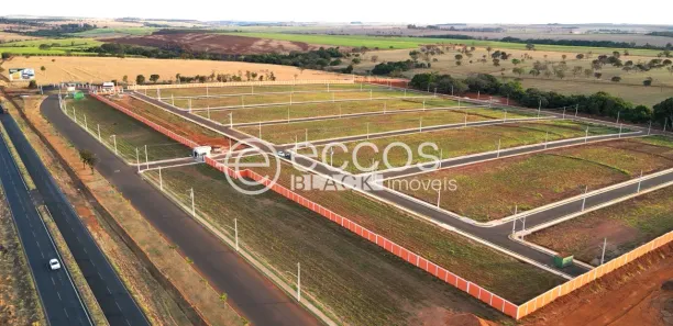 Lote/Terreno à venda, 250m² no Recreio dos Bandeirantes, Uberaba