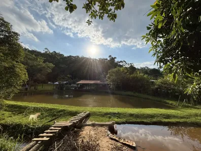 Fazenda/Sítio com 5 Quartos à venda, 276m² no Bairro dos Valos, Franco da Rocha