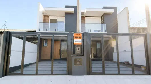 Sobrado com 3 Quartos à venda, 109m² no Igara, Canoas