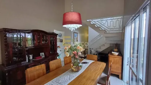 Casa de Condomínio com 4 Quartos à venda, 300m² no Roncáglia, Valinhos