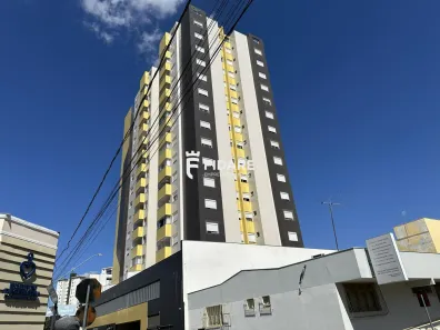 Apartamento com 2 Quartos para alugar, 61m² no Centro, Montes Claros
