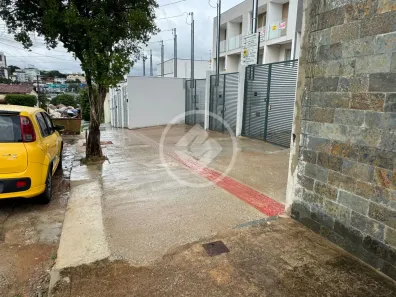 Casa com 2 Quartos à venda, 80m² no Santa Branca, Belo Horizonte
