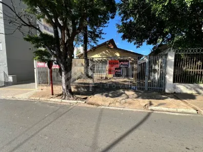 Imóvel Comercial com 3 Quartos à venda, 185m² no Centro, São Carlos