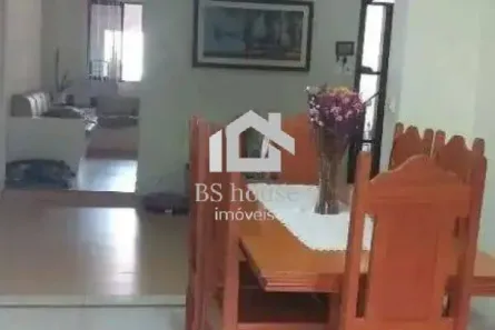 Sobrado com 4 Quartos à venda, 249m² no Pinheirinho, Santo André
