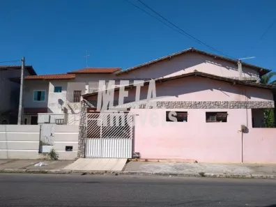 Casa com 3 Quartos à venda, 140m² no Parque Aurora, Campos dos Goytacazes
