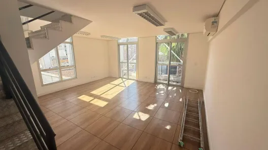 Sala Comercial à venda, 100m² no Cerqueira César, São Paulo