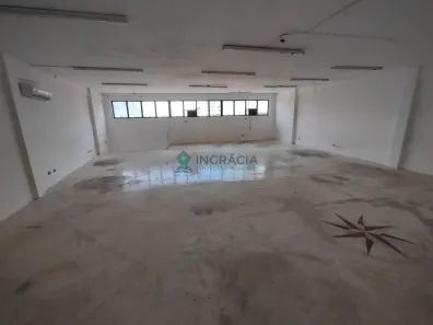 Ponto Comercial para alugar, 650m² no Alto de Pinheiros, São Paulo