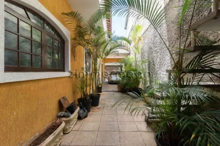 Sobrado com 6 Quartos à venda, 212m² no Jardim das Bandeiras, São Paulo