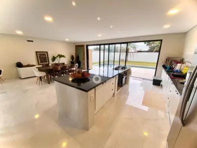Casa com 4 Quartos à venda, 345m² no Loteamento Vale Azul I, Jundiaí