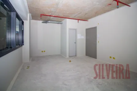 Sala Comercial à venda, 48m² no Floresta, Porto Alegre