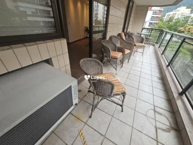 Apartamento com 3 Quartos para alugar, 136m² no Lagoa, Rio de Janeiro