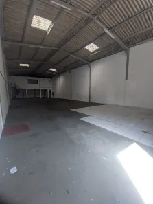 Galpão/Depósito/Armazém com 1 Quarto para alugar, 300m² no Monte Castelo, Parnamirim