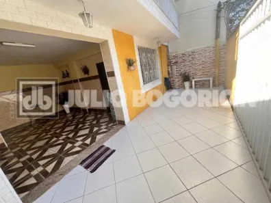 Casa com 5 Quartos à venda, 300m² no Jardim Carioca, Rio de Janeiro