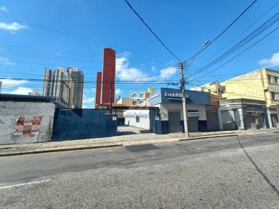 Lote/Terreno para alugar, 300m² no Centro, Curitiba
