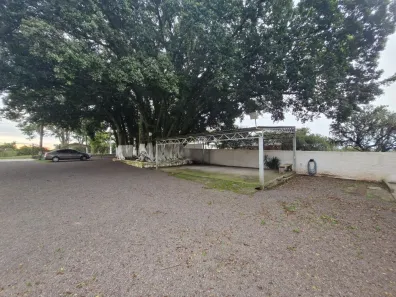 Casa com 2 Quartos para alugar, 100m² no São Luiz, Gravataí