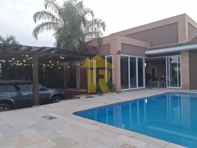 Casa de Condomínio com 3 Quartos à venda, 250m² no , Mendonça
