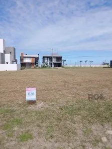 Lote/Terreno à venda, 346m² no Curumim, Capão da Canoa