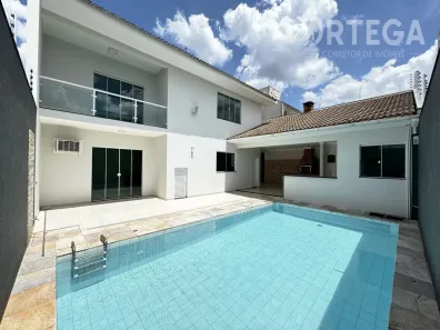Casa com 4 Quartos à venda, 310m² no Jardim Itália, Maringá