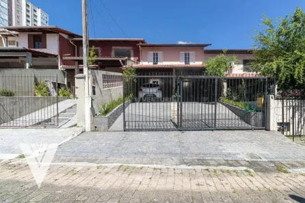 Casa com 3 Quartos à venda, 102m² no Água Verde, Blumenau