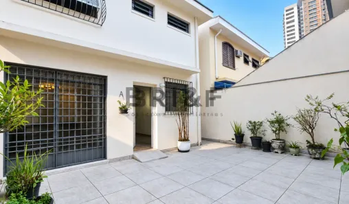 Sobrado com 3 Quartos para alugar, 210m² no Jardim das Acácias, São Paulo