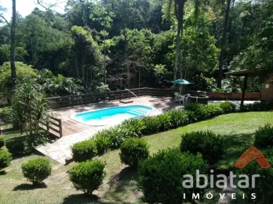 Fazenda/Sítio com 4 Quartos à venda, 240m² no Sítio Pinheiros, Itapecerica da Serra