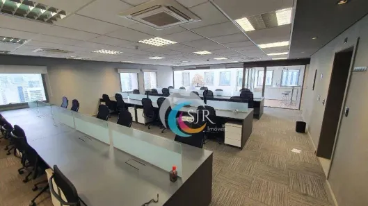 Sala Comercial para alugar, 220m² no Jardim Paulistano, São Paulo