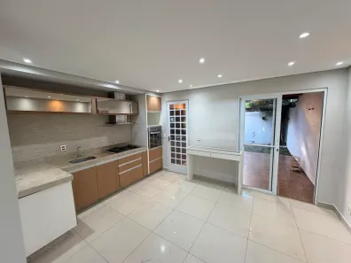 Sobrado com 2 Quartos à venda, 65m² no Jardim Interlagos, Hortolândia