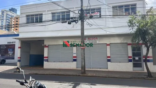 Ponto Comercial para alugar, 420m² no Centro, Londrina