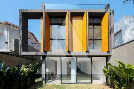 Casa com 3 Quartos à venda, 263m² no Jardim Paulista, São Paulo