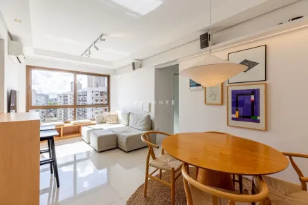 Apartamento com 2 Quartos para alugar, 65m² no Passo da Areia, Porto Alegre