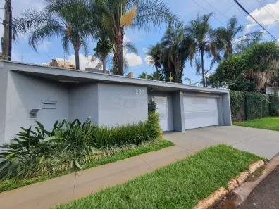 Casa com 4 Quartos para alugar, 359m² no Vila Harmonia, Araraquara