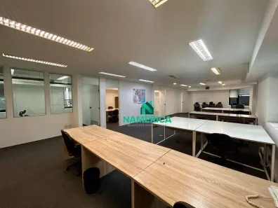 Sala Comercial para alugar, 140m² no Cidade Monções, São Paulo