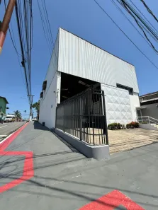 Galpão/Depósito/Armazém à venda, 417m² no Jardim Limoeiro, Serra