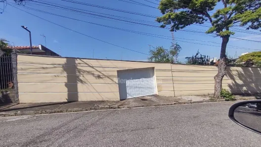 Lote/Terreno à venda, 300m² no Vila Trujillo, Sorocaba