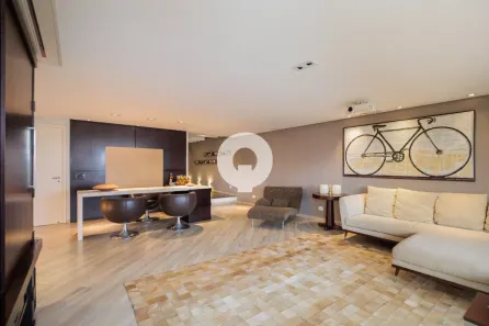 Apartamento com 4 Quartos à venda, 203m² no Água Verde, Curitiba