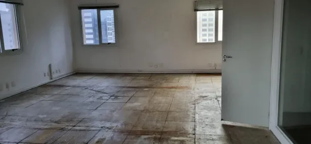 Sala Comercial para alugar, 140m² no Indianópolis, São Paulo