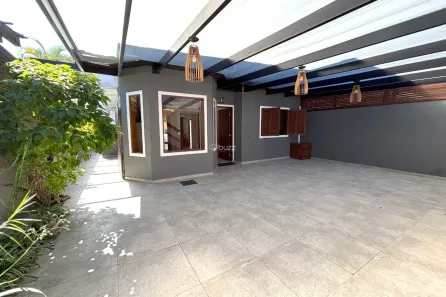 Casa com 3 Quartos à venda, 230m² no Rio Tavares, Florianópolis