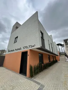 Sobrado com 3 Quartos à venda, 122m² no Cachoeira, Curitiba