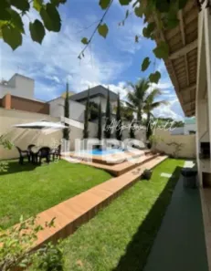 Casa de Condomínio com 3 Quartos à venda, 257m² no Jardins Valência, Goiânia