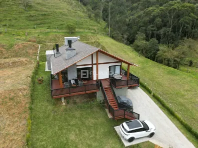 Casa de Condomínio com 4 Quartos à venda, 220m² no Invernadinha, Rancho Queimado