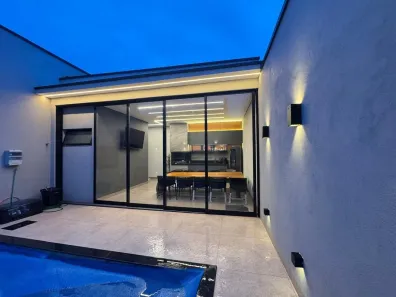 Casa com 3 Quartos à venda, 215m² no Granada, Uberlândia