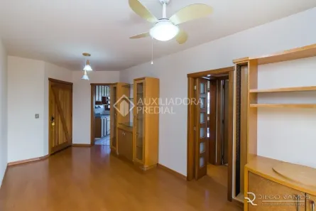 Apartamento com 2 Quartos à venda, 64m² no Três Figueiras, Porto Alegre
