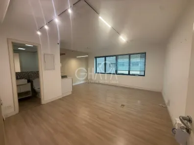 Sala Comercial para alugar, 28m² no Moema, São Paulo