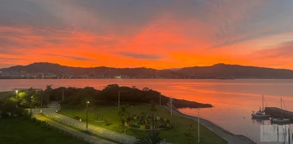 Apartamento com 3 Quartos à venda, 316m² no Coqueiros, Florianópolis