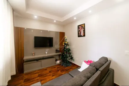 Casa com 3 Quartos à venda, 277m² no Santa Tereza, Belo Horizonte